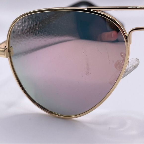 Gold Aviators with Mirrored Polarized Lenses - Picture 9 of 9